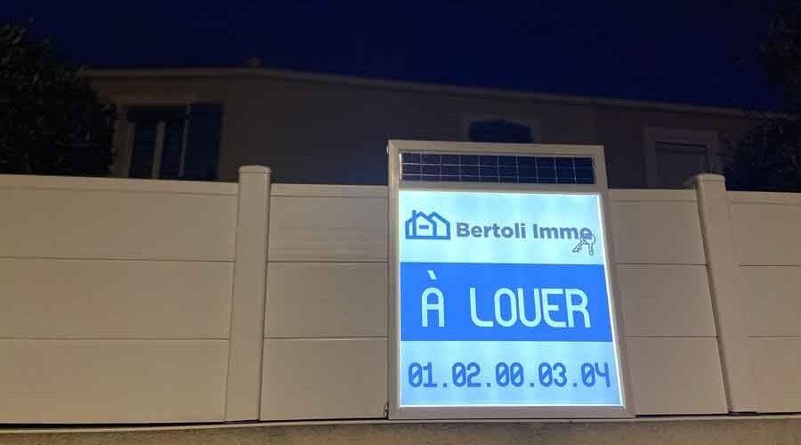 Panneau publicitaire à LED pour Bertholi Immo - Made by Wictory