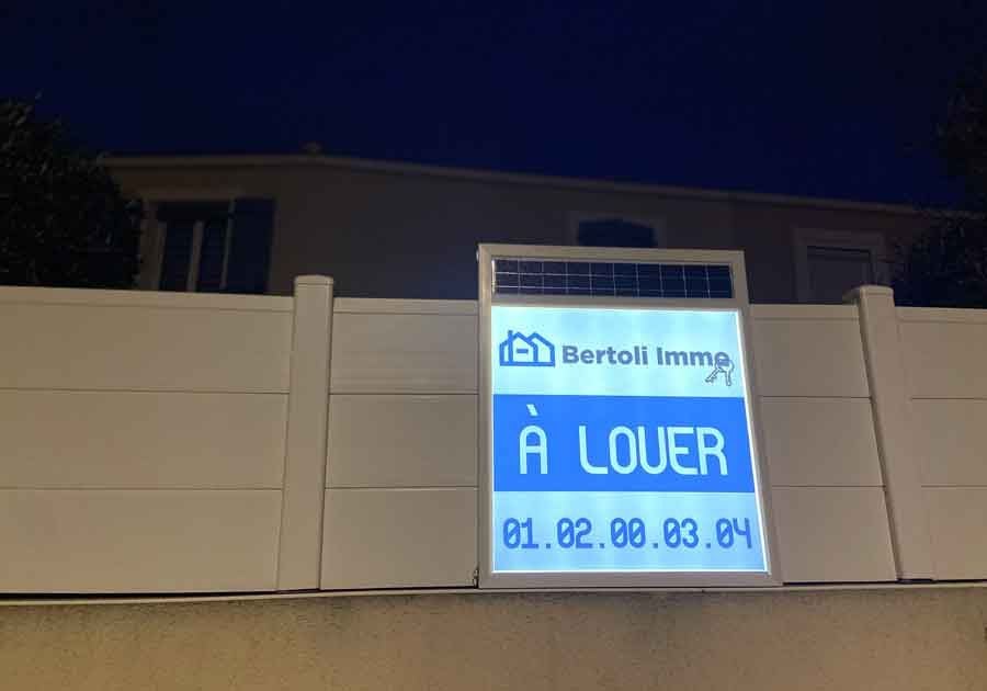 Panneau publicitaire à LED pour Bertholi Immo - Made by Wictory