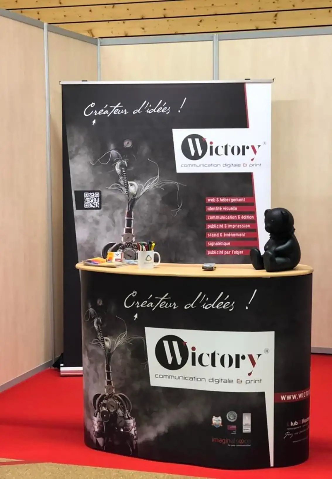 Conception et fabrication d'un Stand, roll’up, stand parapluie et présentoir pour événement sur Haguenau